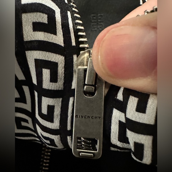 Givenchy Black and White Logo Crepe de Chine Stretch-Knit Midi Dress - Picture 13 of 16